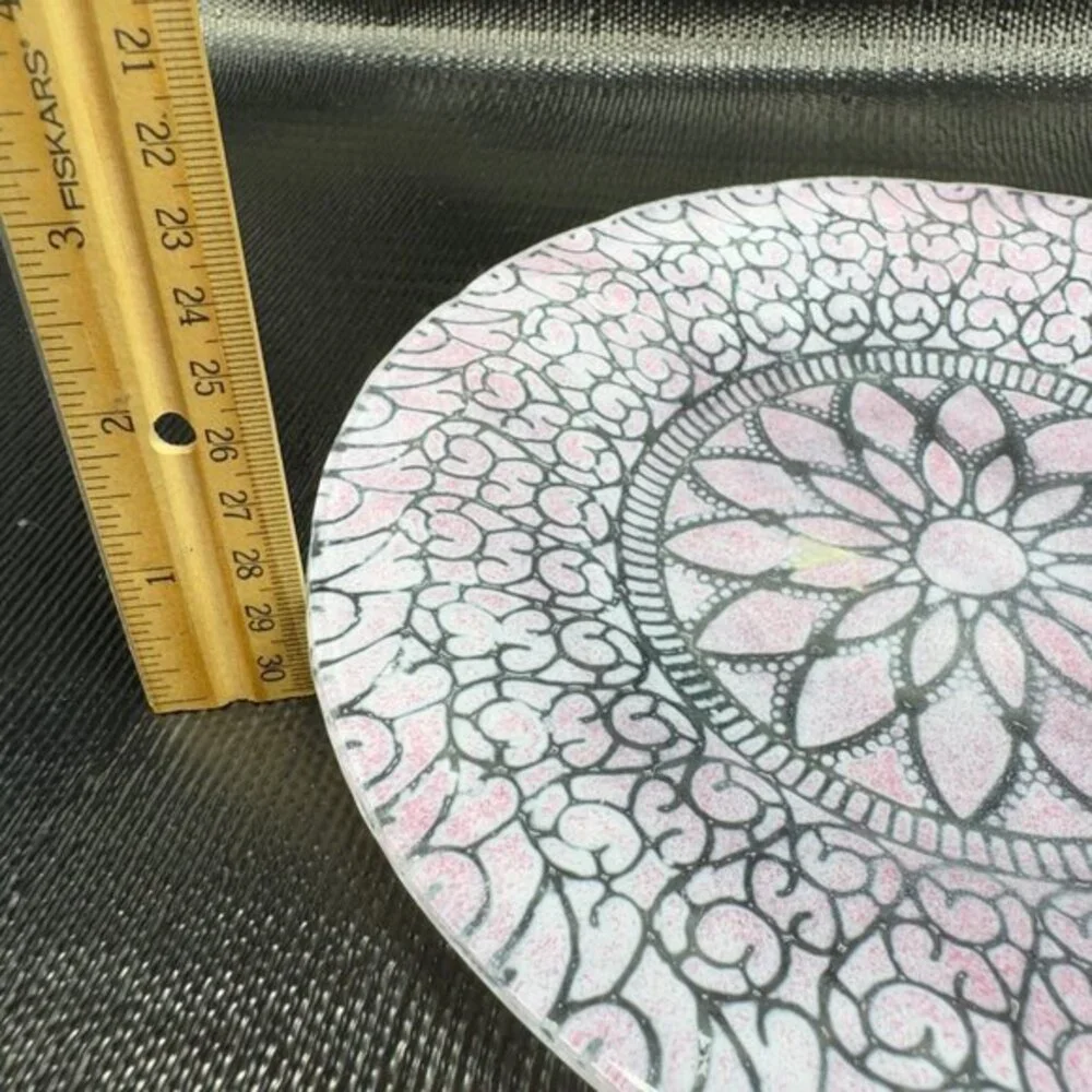 Sydenstricker Pink Fused Art Glass Dish‎ Plate 8.5inch Wide Floral Pattern Dish